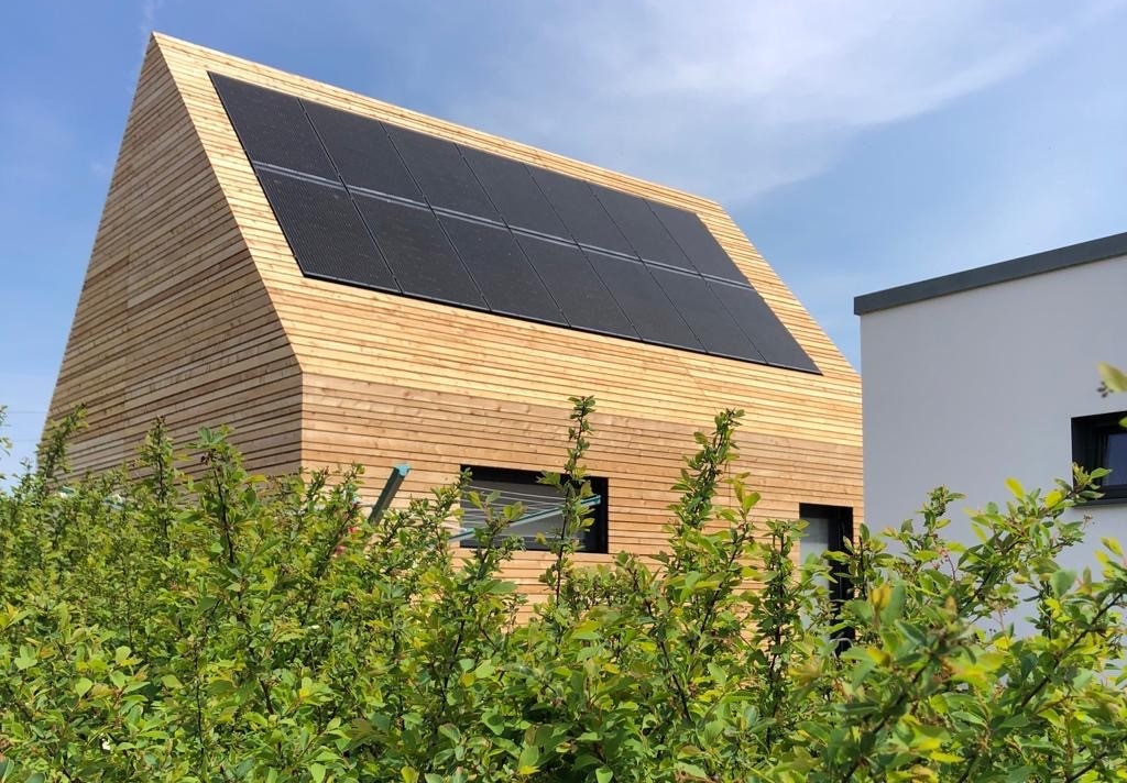 Installazione fotovoltaica residenziale con pannelli Solarwatt