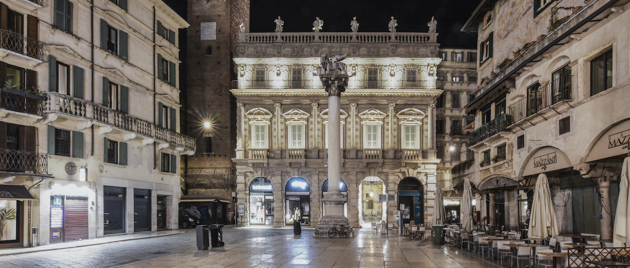 Illuminare una facciata storica: il progetto veronese di palazzo Maffei