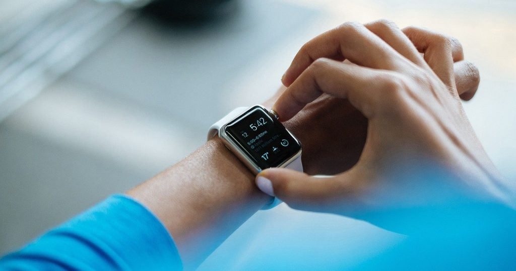 Lo smartwatch è uno dei dispositivi wearable più diffusi
