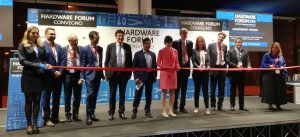 taglio del nastro Hardware Forum 2018