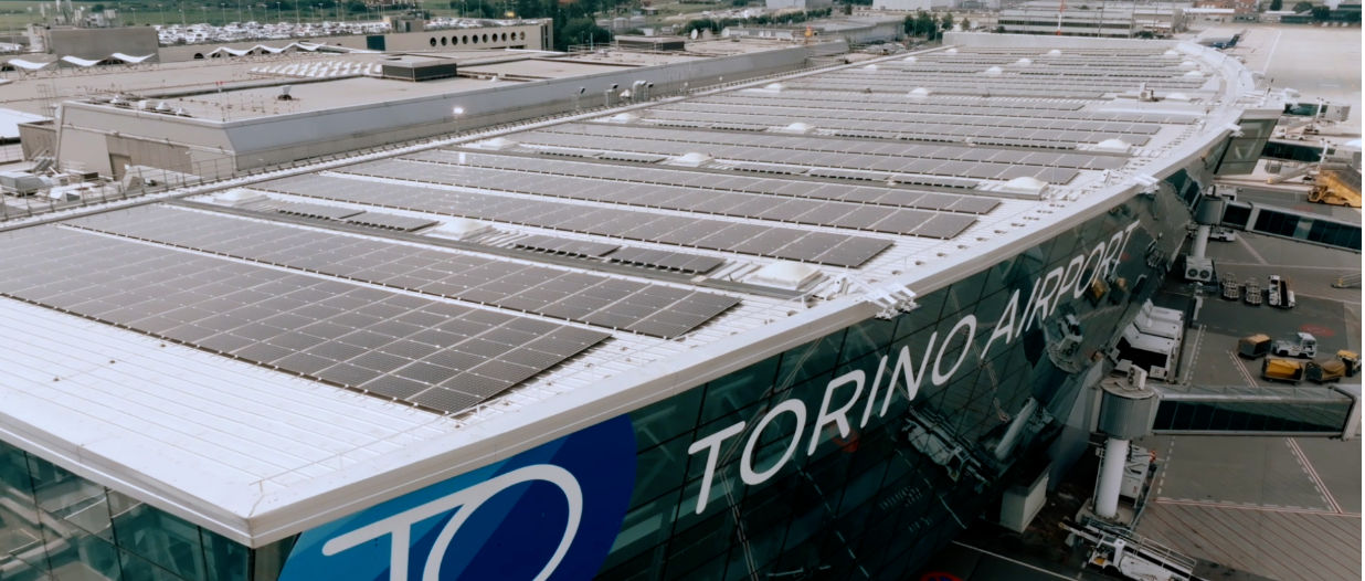 : SolarEdge fornisce gli inverter per un impianto fotovoltaico dell'aeroporto di Torino