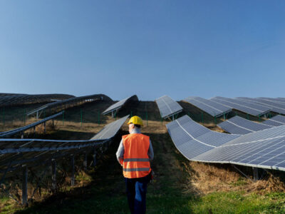 Cresce l'occupazione nel settore energetico grazie al fotovoltaico